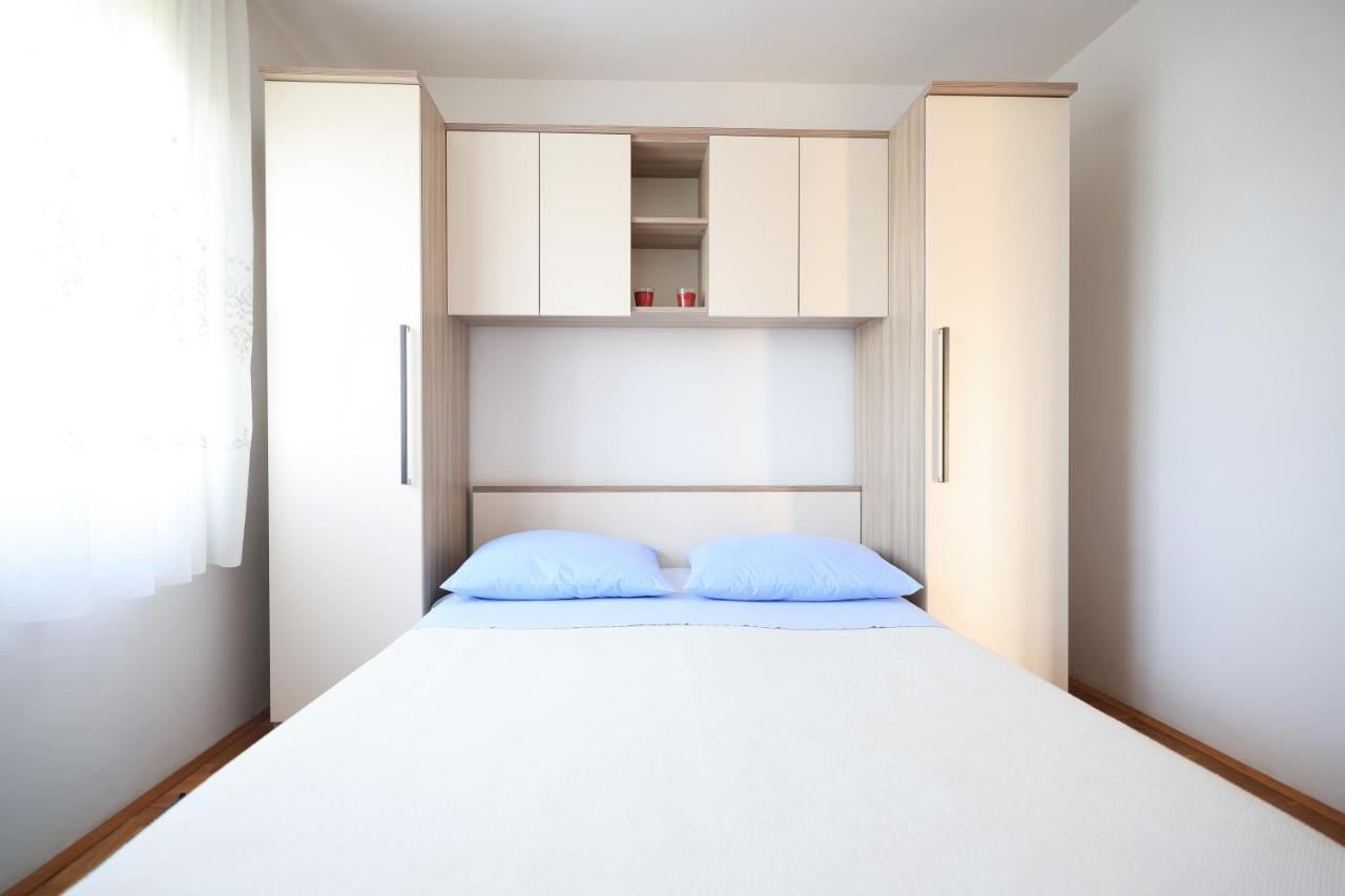 Apartments Ana Petrcane Buitenkant foto