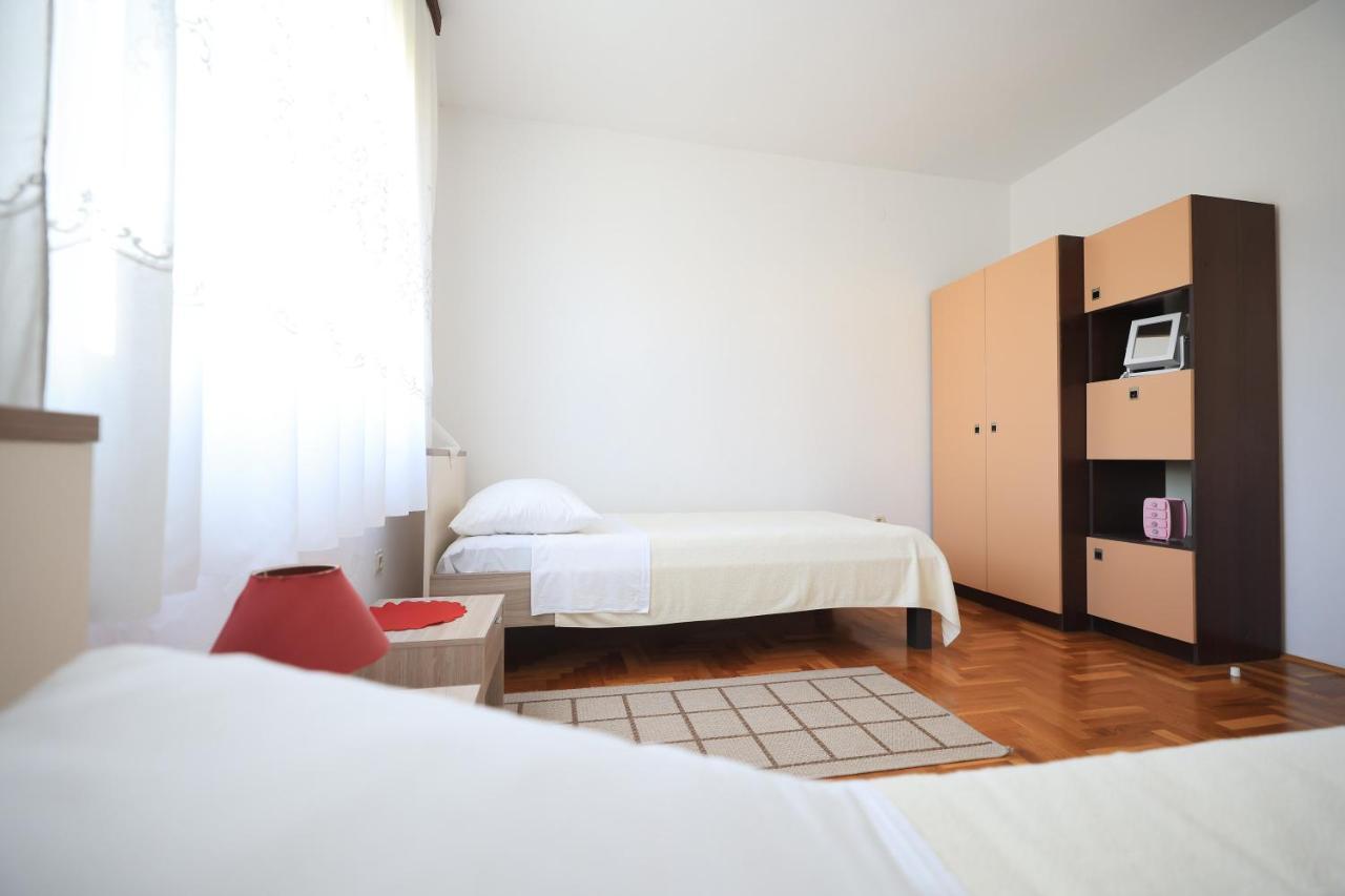Apartments Ana Petrcane Buitenkant foto